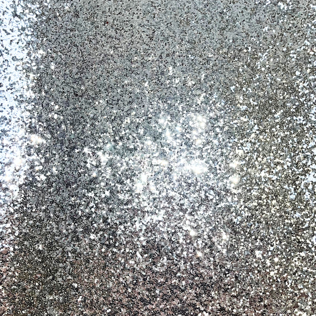 your-online-source-for-metallic-silver-glitter-table-runner-sale_4.png